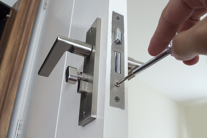 Our local locksmiths are able to repair and install door locks for properties in Holland Park and the local area.